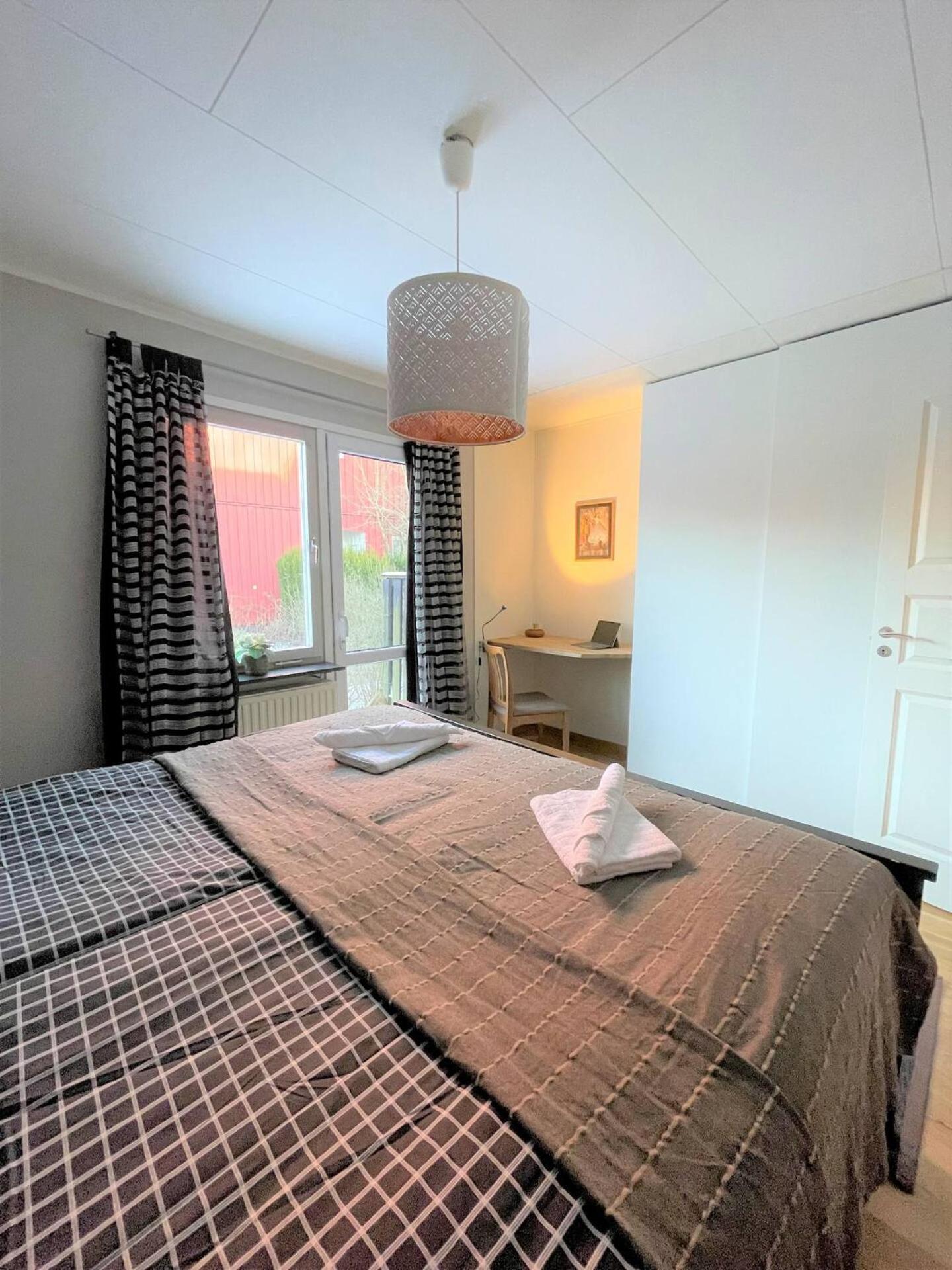 Entire Modern Home In Stockholm Kista - Suitable For Four Persons Buitenkant foto