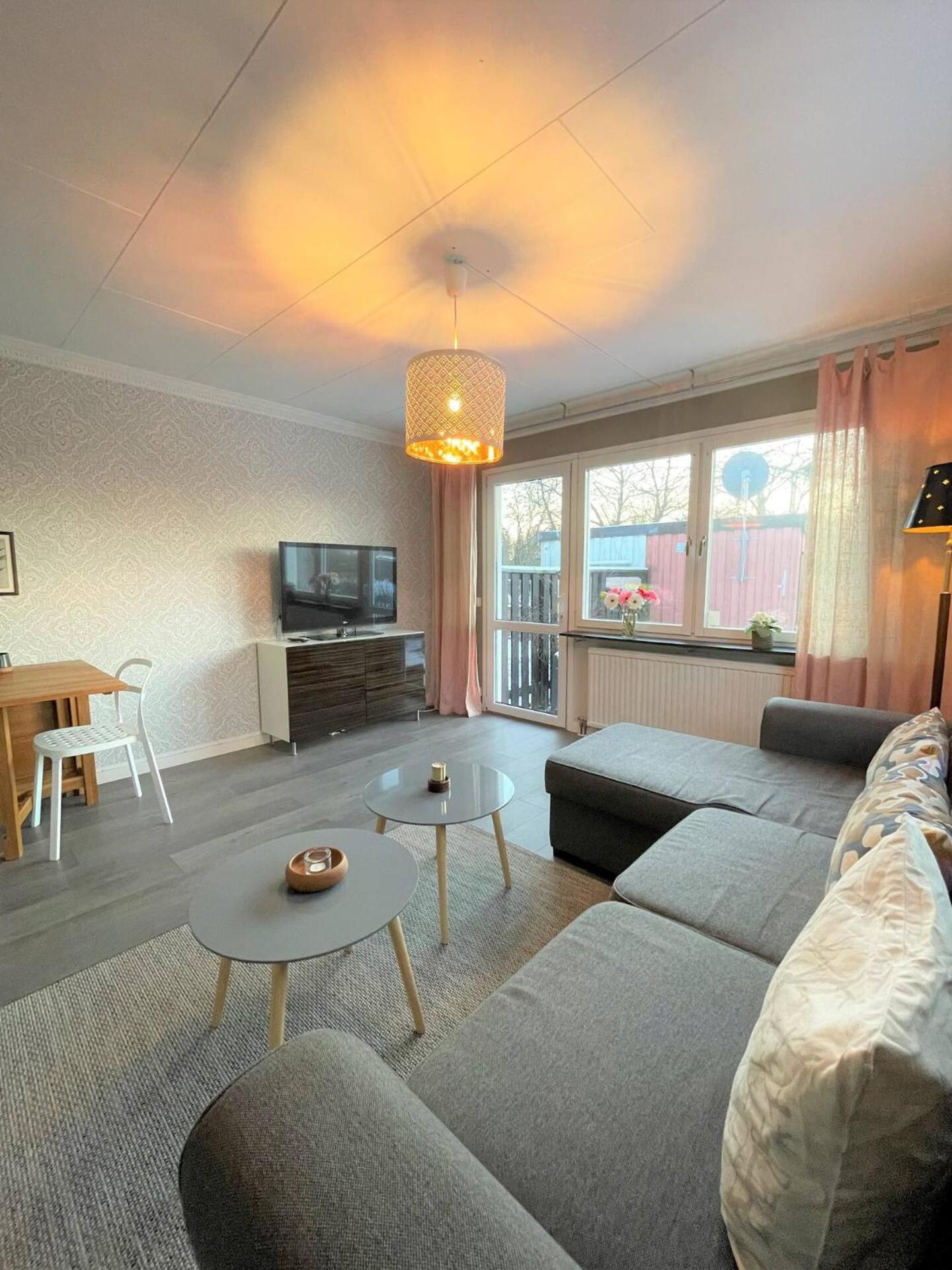 Entire Modern Home In Stockholm Kista - Suitable For Four Persons Buitenkant foto